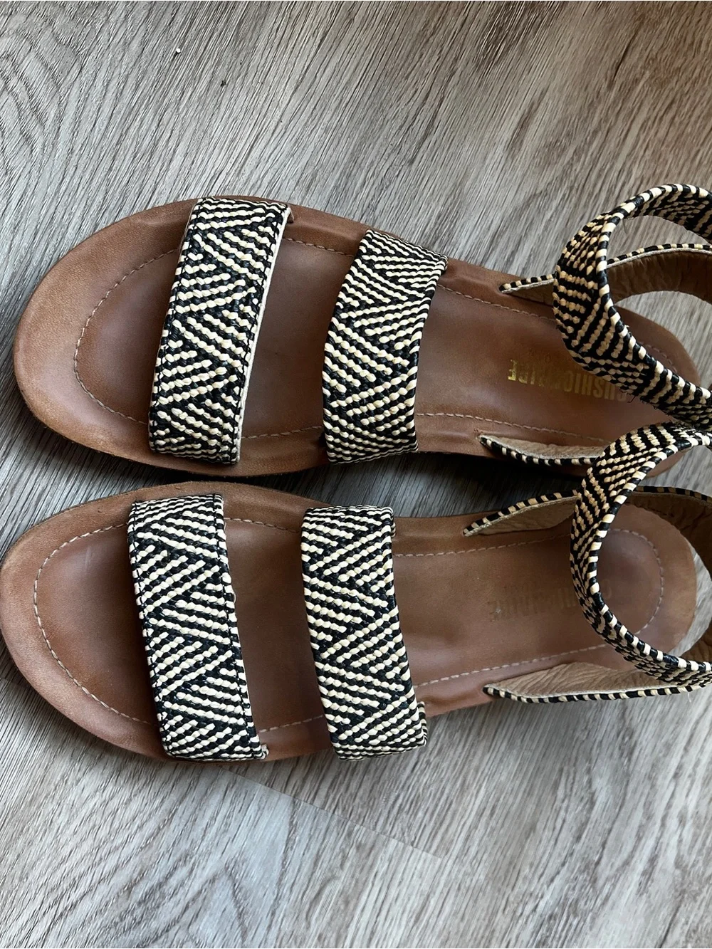 Cushionaire Woven Black & White Ankle-Strap Women's Sandals - Size 8